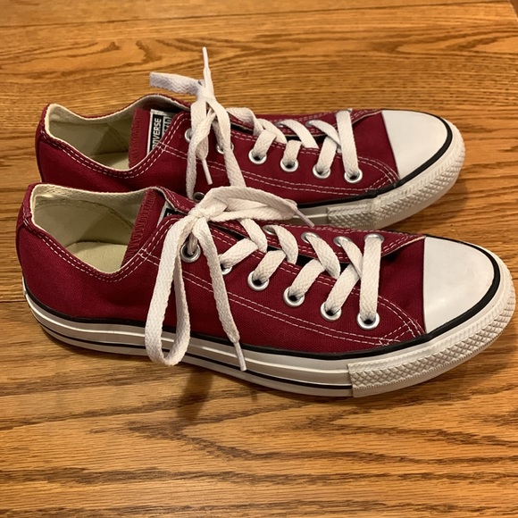 Converse All Star Marion LowTops. Size 8 - Picture 2 of 8